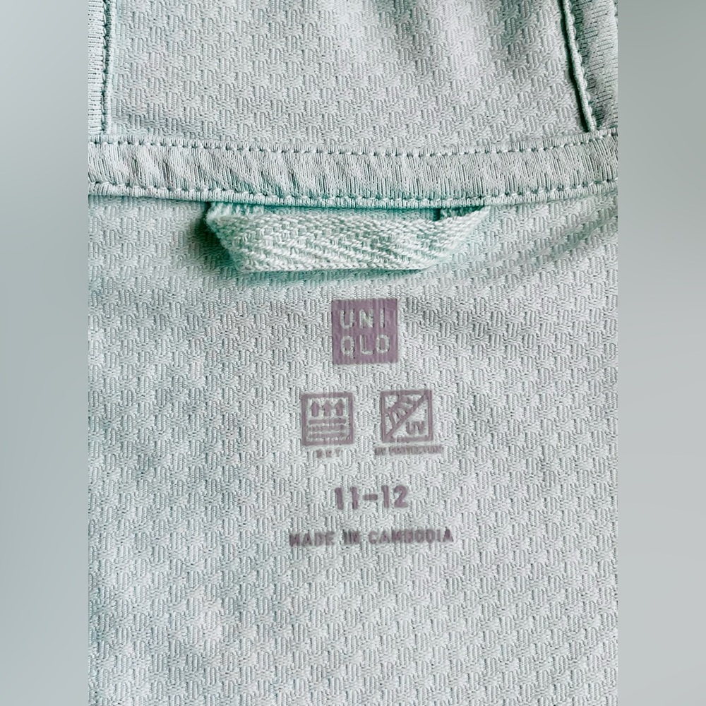 UNIQLO girl’s zip hoodie - Picture 3 of 9